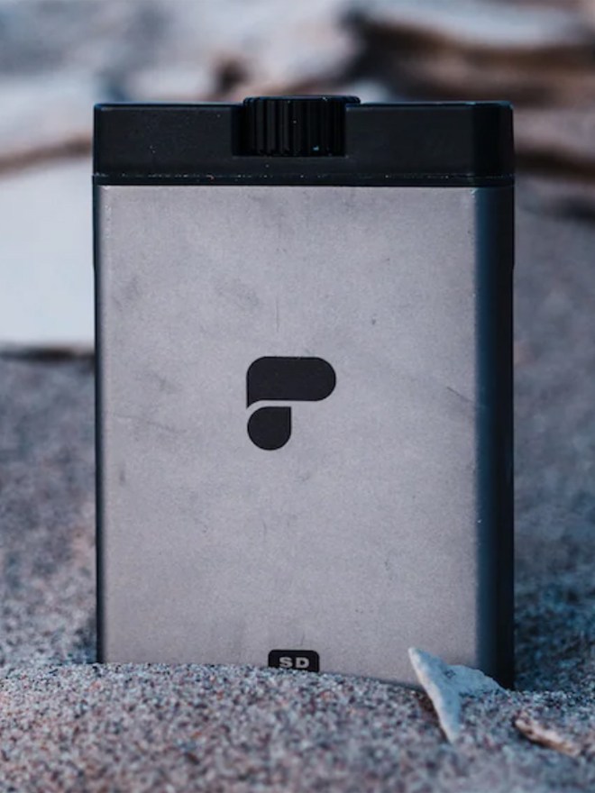 Slate II Memory Card Case